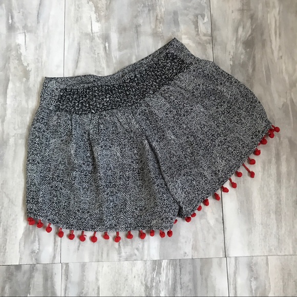 THML Black Printed Tasseled Shorts XS - Picture 2 of 4